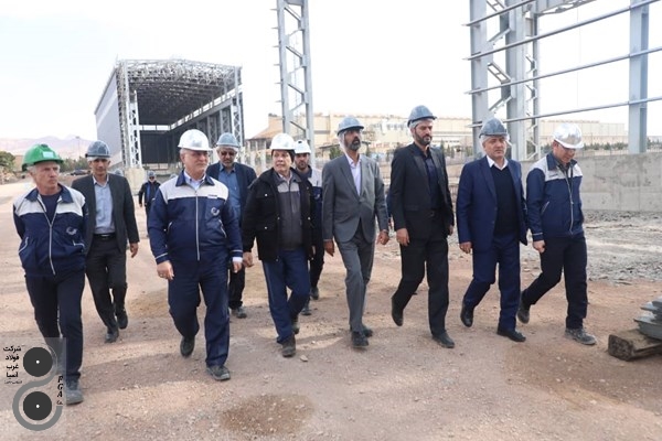 بازدید میدانی معاون امور هماهنگی اقتصادی استاندار و مدیرکل سازمان صمت قم از شرکت فولاد غرب آسیا و گالوانیزه غرب آسیا